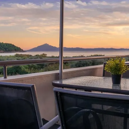 公寓 Kapahi Seaview *