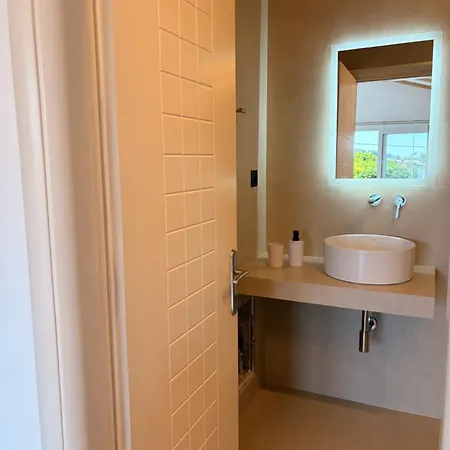 Apartment Kapahi