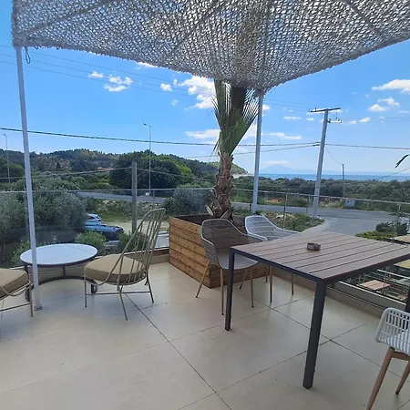 Kapahi Apartment Potos