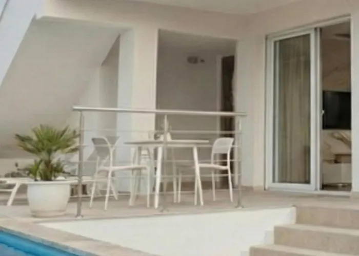 Kapahi Suites Apartments Potos *